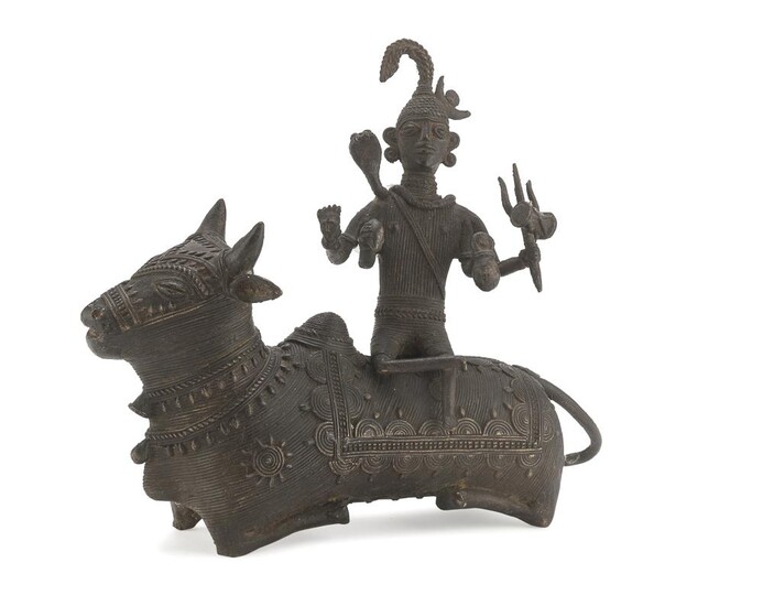A FAR EAST BURNISHED PATINA BRONZE DEPICTING KING ON BULL. EARLY 20TH CENTURY.