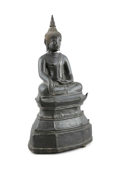 A HEAVY CASTED BRONZE FIGURE OF BUDDHA CALLING...