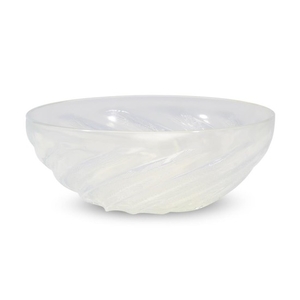 A Lalique Poissons Bowl France, 20th century Opalescent glass...