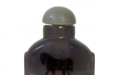 A Shadow Agate 'Horse' Snuff Bottle
