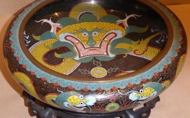 A good late 19th/early 20th century Chinese circular cloisonnÃ©Â...