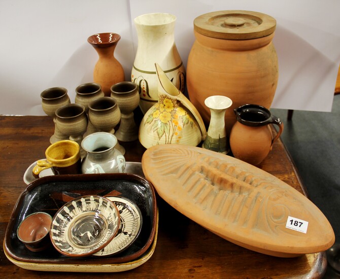 A large quantity of studio and other pottery items.