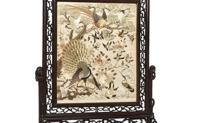 AN EMBROIDERY SCREEN, CHINA, QING DYNASTY, 19TH-20TH CENTURY