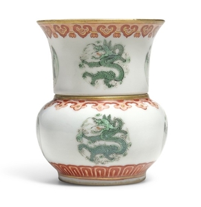 AN IRON-RED AND GREEN-ENAMELLED 'DRAGON AND PHOENIX MEDALLION' WINE CUP AND WARMER SEAL MARK AND PERIOD OF DAOGUANG