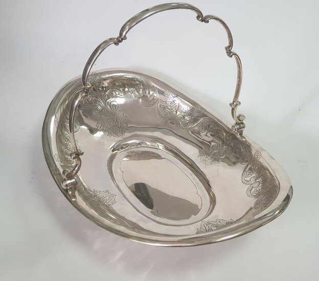 Basket, 19thcentury - .800 silver - Portugal - Mid 19th century