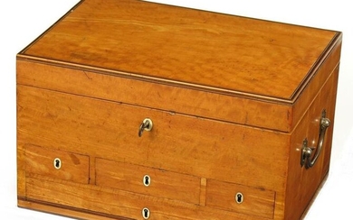 Bayley & Blew - Box, Vanity Case - Georgian - Bayley & Blew late George III satinwood toilet box - 18th century