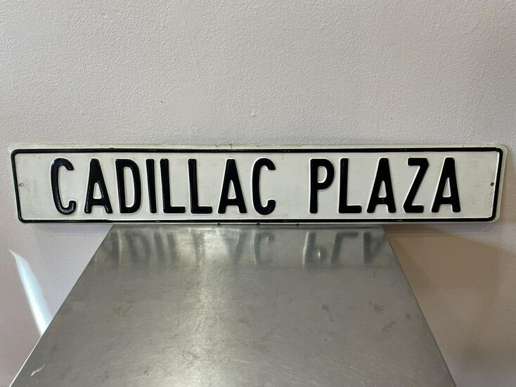 Cadillac Plaza Street Sign