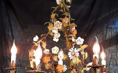 Chandelier, in gold leaf with ceramic and porcelain roses