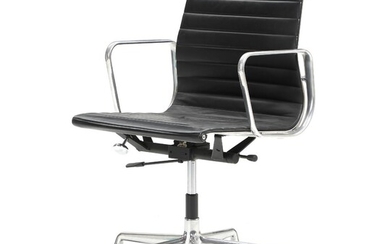 SOLD. Charles Eames, Ray Eames: "Aluminium Group ". Office chair with chromed aluminium frame and black leather. – Bruun Rasmussen Auctioneers of Fine Art