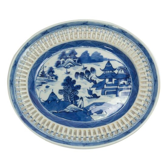 Chinese Antique 19th C. Canton Porcelain Plate