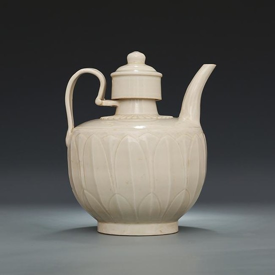 Chinese Ding kiln white glaze Porcelain Pot