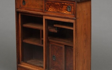 Cupboard, Furniture, Tea cabinet - Glass, Wood - Fully restored and functional tea cupboard 茶箪笥 (chadansu) - Japan - Taishō period (1912-1926)