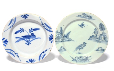 Deux assiettes en faïence, vers 1730-60, l'une de forme primitive et peinte en bleu d'un...