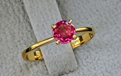 Diamond Cut Burma Ruby Ring - 18 kt. Yellow gold - Ring - 0.55 ct Ruby - Diamonds, No Heat Gem Quality