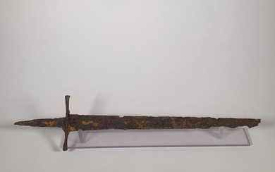 Early medieval Medieval Sword L: 70cm - 1 cm