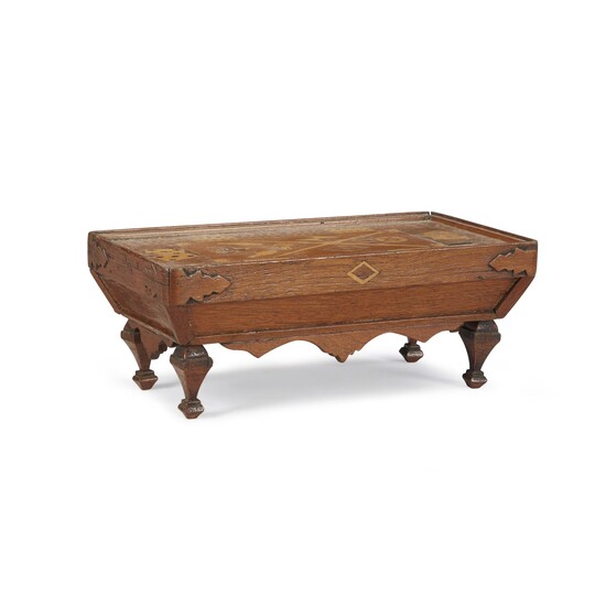 Inlaid mahogany cribbage board in the form of a miniature pool table late 19th/early 20th century