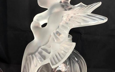 Lalique "L'air Du Temps" Crystal Display 12"