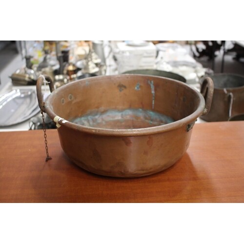 Large Antique French copper twin handled jam pan, approx 16c...