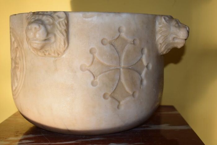 Large mortar carved in marble with three lion heads 20th century
