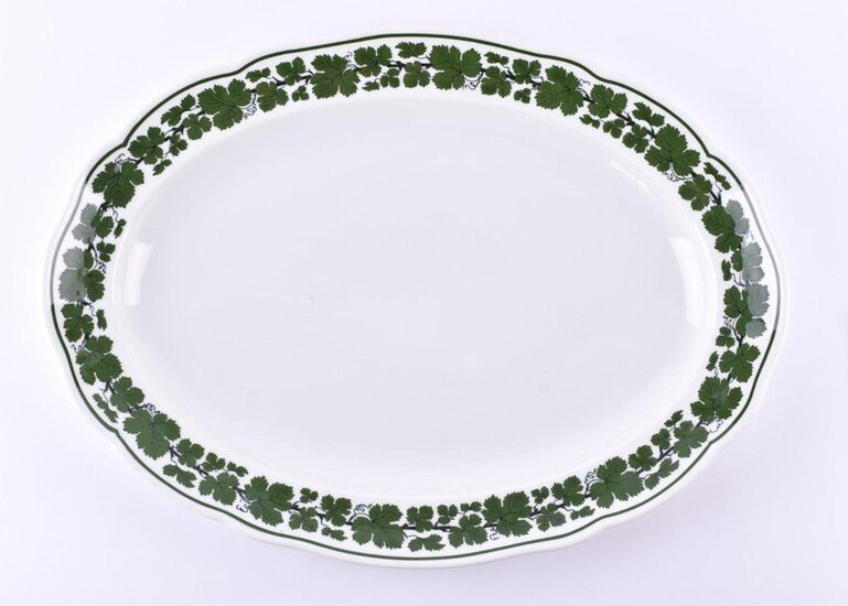 Large serving plate Meissen | Large serving plate Meissen,decoration vine leaves, 1st choice, blue sword mark, 50 cm x 37 cm_x000D_
