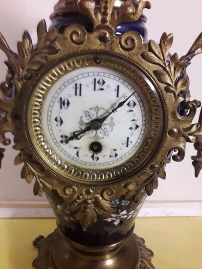 Mantel clock - Bronze, Ceramic - 20th century