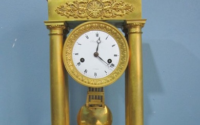 Mantel clock - Portico clock - Picnot Pere - Empire - Gilt bronze - 1820