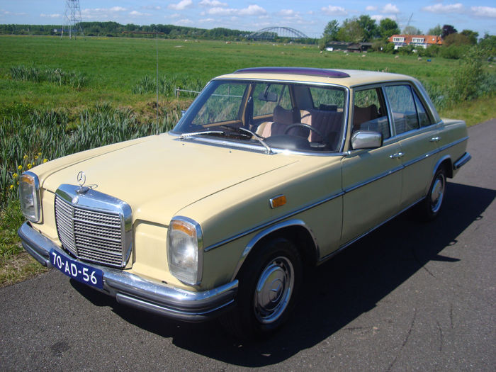 Mercedes-Benz - 280 E (W115)- 1973
