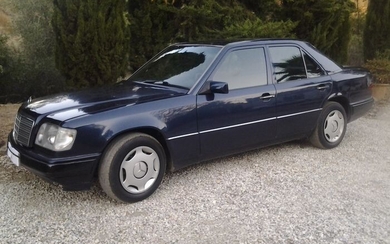 Mercedes-Benz - E220 - W124 - 1994