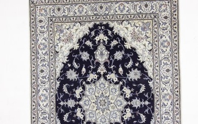 Nain - Carpet - 242 cm - 160 cm