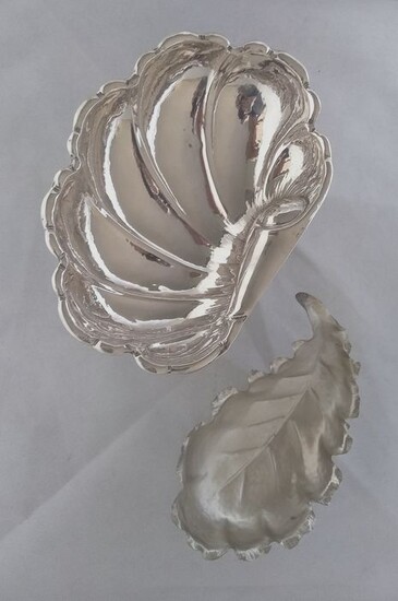 Naturalistic shaped bowls(2) - .800 silver - Malinverni - Milano- Italy - Mid 20th century
