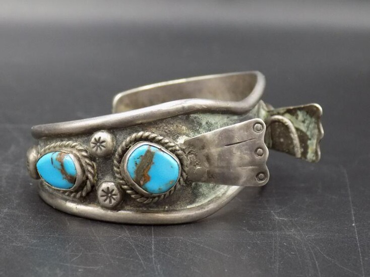 Nice Native American Indian turquoise and silver