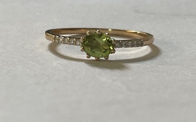 No Reserve Price - Ring - 14 kt. Yellow gold Peridot - Diamond