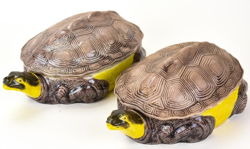 Pair of Chinese Porcelain Turtle Soup Tureens