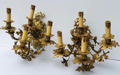 Pair of wall sconces decorated with grape vines (2) - Bronze, Gilt - 19th century