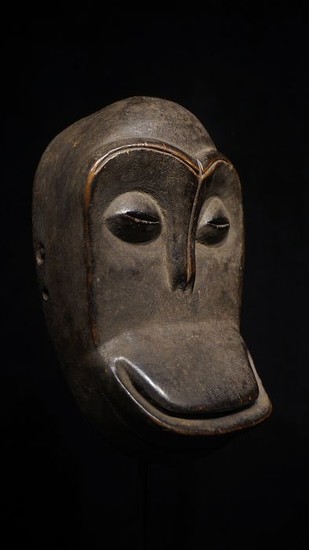 Passport mask - Wood - Soko Mutu - Hemba - Congo DRC