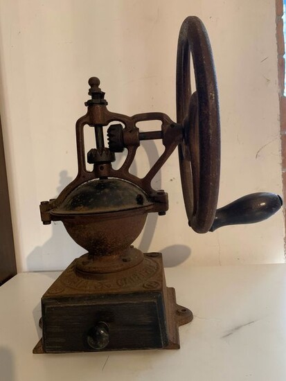 Pepper / coffee grinder (1) - Iron (cast/wrought)