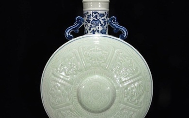 Qing Qianlong Blue and White Window Bean Green Glaze Dark Eight Immortals Pattern vase