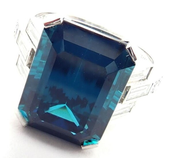 Rare! Authentic Tiffany & Co Platinum Diamond Blue Tourmaline Legacy Ring Paper