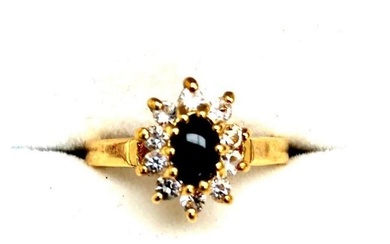 Size 7 Oval Cut Onyx Gemstone In 18KTGP Yellow Gold Electroplate Finish Ring