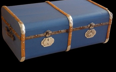 Storage trunk - suitcase - Wood
