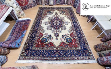 Tabriz - Carpet - 312 cm - 218 cm