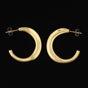 Tiffany & Co. Gold Pair of Earrings