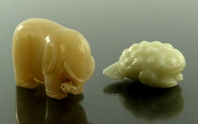 Two Chinese jade carvings, including a t