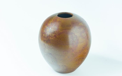 Vase (1) - Bronze - Hasegawa Yoshihisa - Japan - Shōwa period (1926-1989)