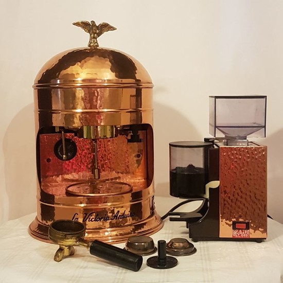 Victoria Arduino - Espresso machine + coffee grinder mod. Venus - Copper