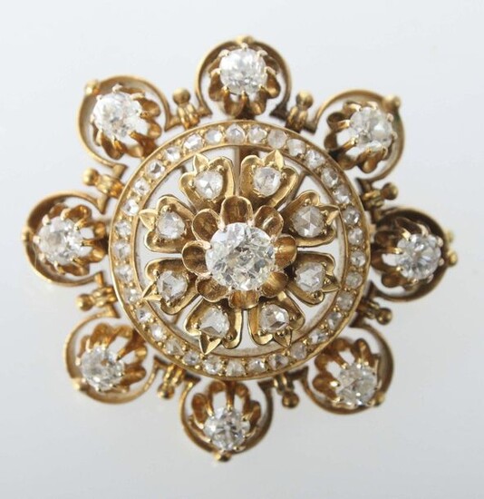 diamond brooch 1st third of the 20th century, yellow gold 585, floral design, filigree openwork work and set with 9 old-cut diamonds and approx. 40 diamond roses (total approx. 1.45 ct), also wearable as pendant, acid-tested, total weight approx. 10 g...