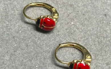 18kt Gold Enamel Ladybug Drop Earrings