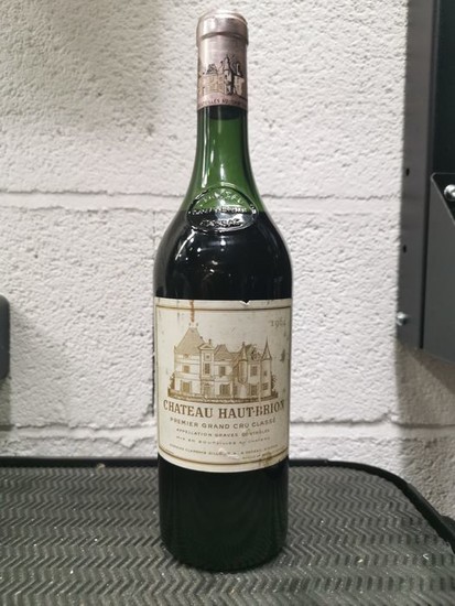 1964 Chateau Haut Brion - Graves 1er Grand Cru Classé - 1 Bottle (0.75L)