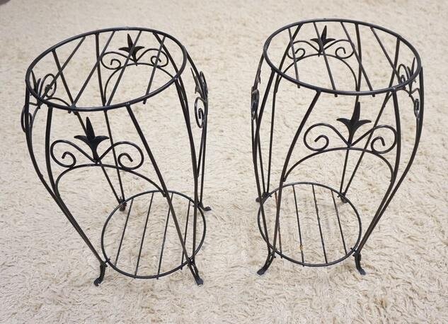 2 IRON WIRE PLANT STANDS