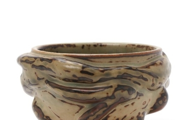 Axel Salto: A small stoneware bowl modelled with branches and fruits. H. 5.3 cm. Diam. max. 9.5 cm.
